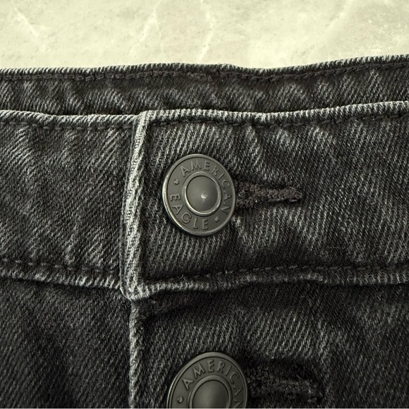 Women’s American Eagle Super Hi Rise A-Line Button Up Black Denim Skirt Size 8 - Picture 4 of 15